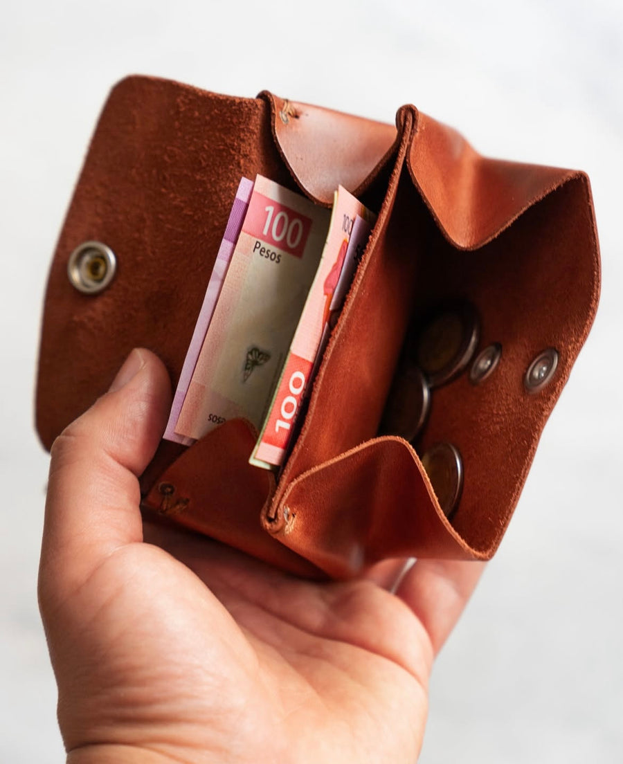 POUCH